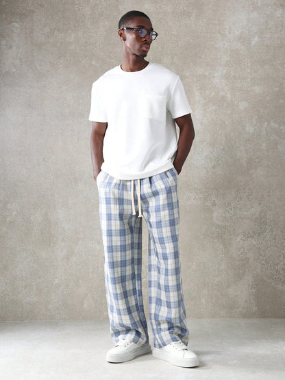 Calça Solta Xadrez com Cordões