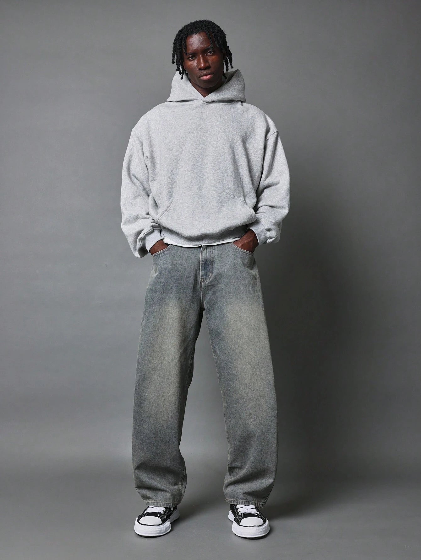 Calça Denim Modelo Skater