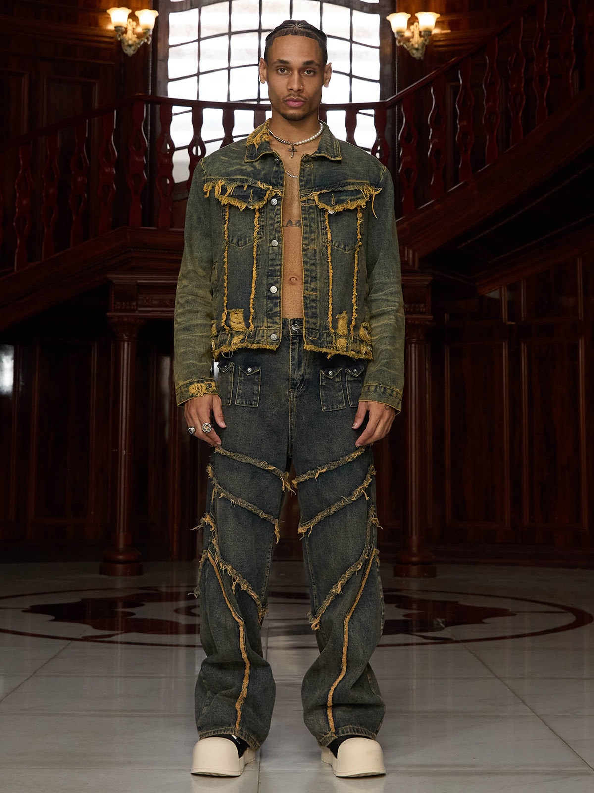 Jaqueta Raw Edge Distressed