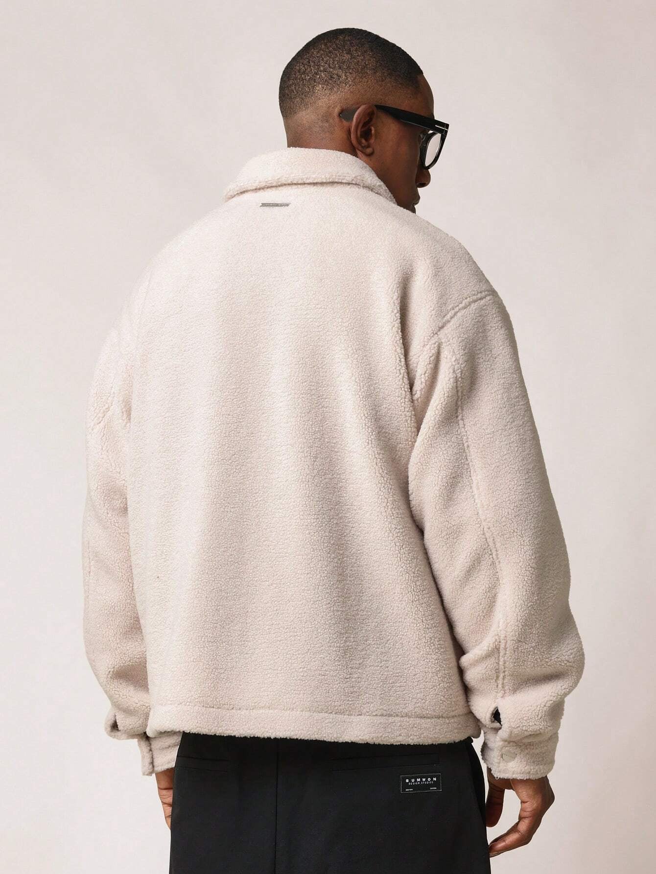 Jaqueta Caixa Abotoada em Tecido Borg