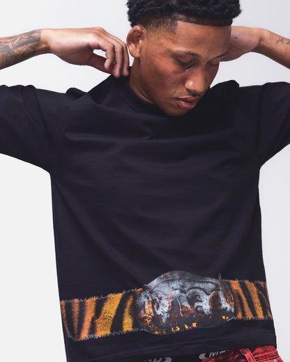 CAMISETA CINTO DE CAÇA PRETA