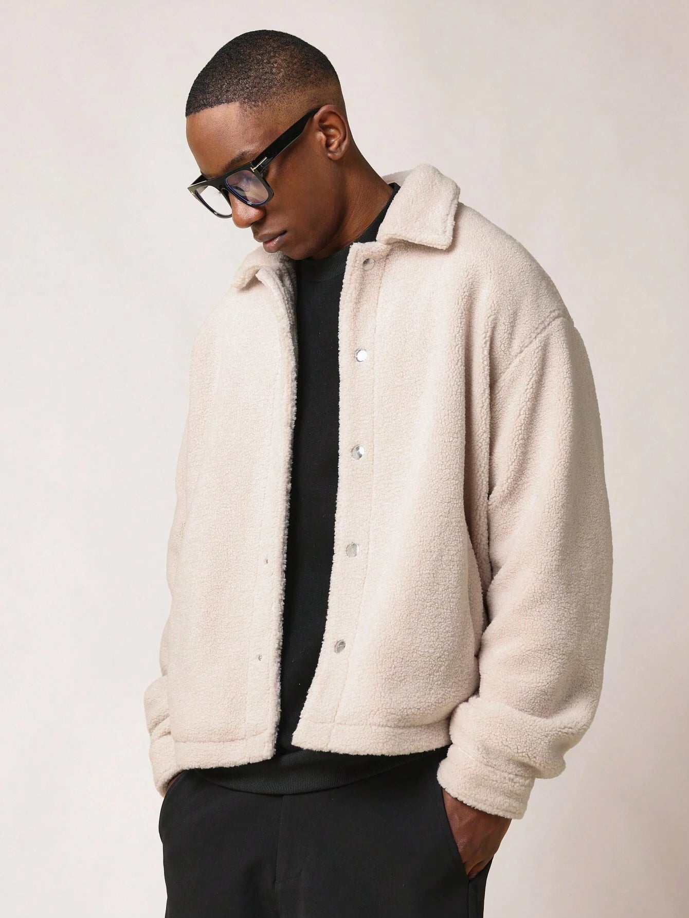 Jaqueta Caixa Abotoada em Tecido Borg