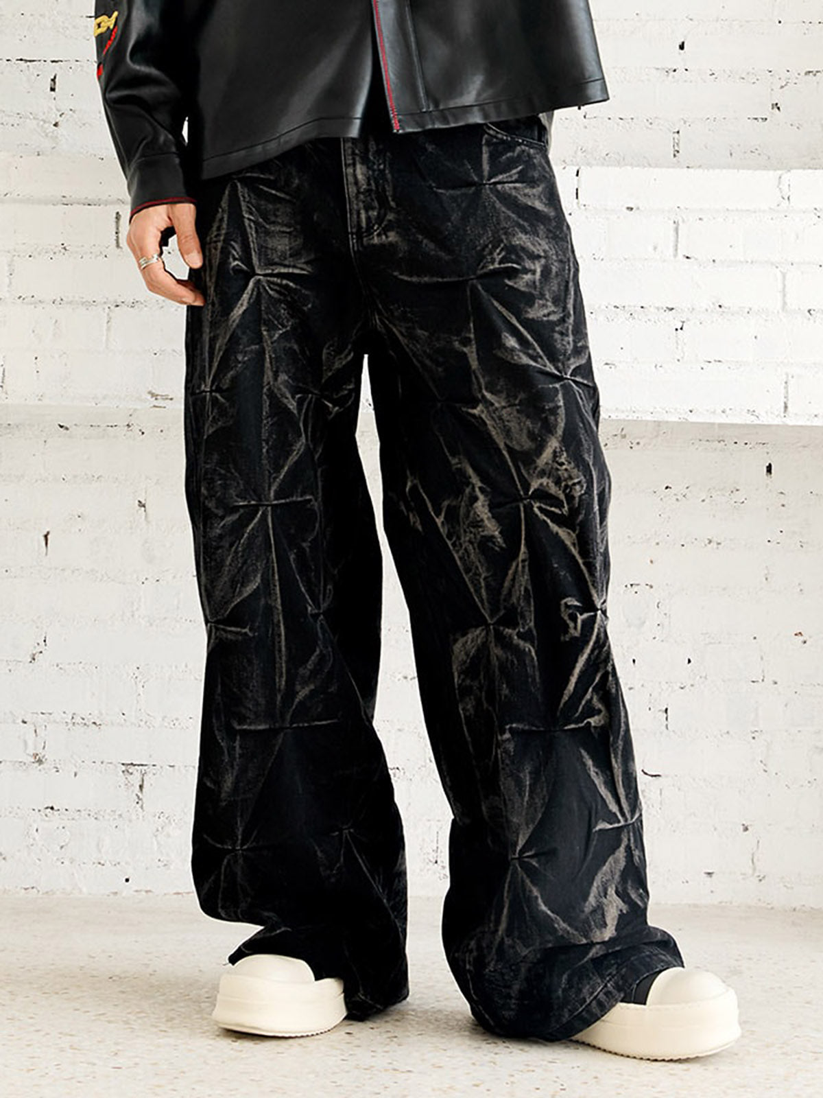 Calça Heavy Washed Distressed Pleated Baggy Jeans