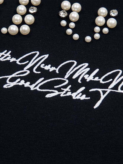 Camiseta Elegant Pearl-Embellished Oversized