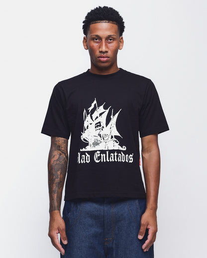 CAMISETA BARCO DA PIRATARIA PRETA